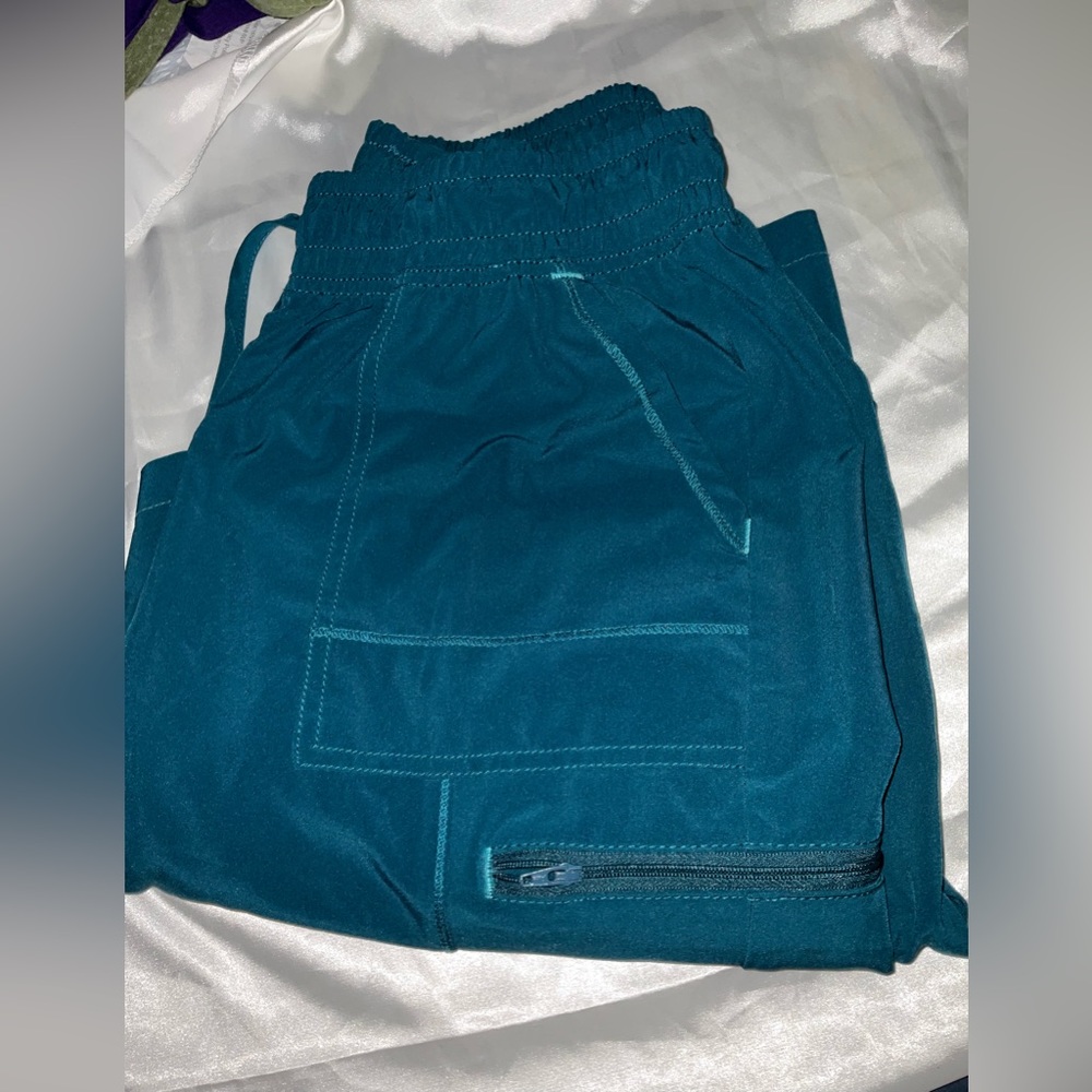 Scrub pants